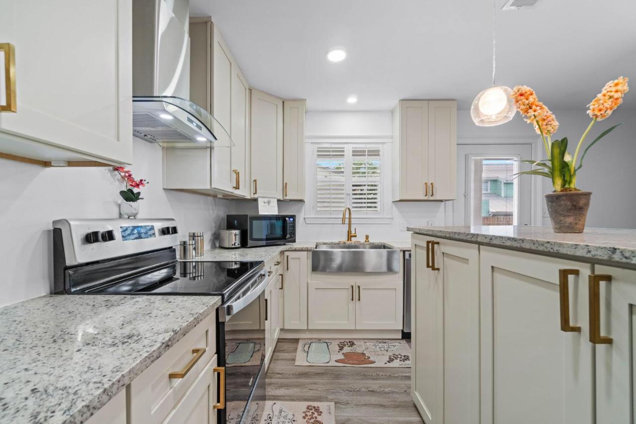 Helena'S Place, Fully Renovated Exclusive End Unit Townhouse Destin Exterior photo